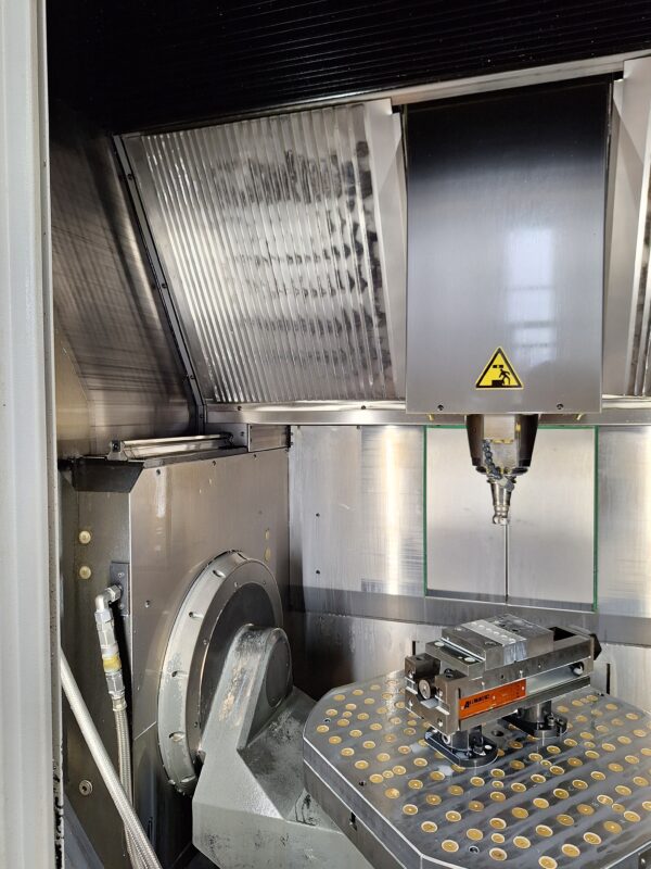 Hermle <br>C40 U (Bj. 2003) 5-Achs – Bild 3