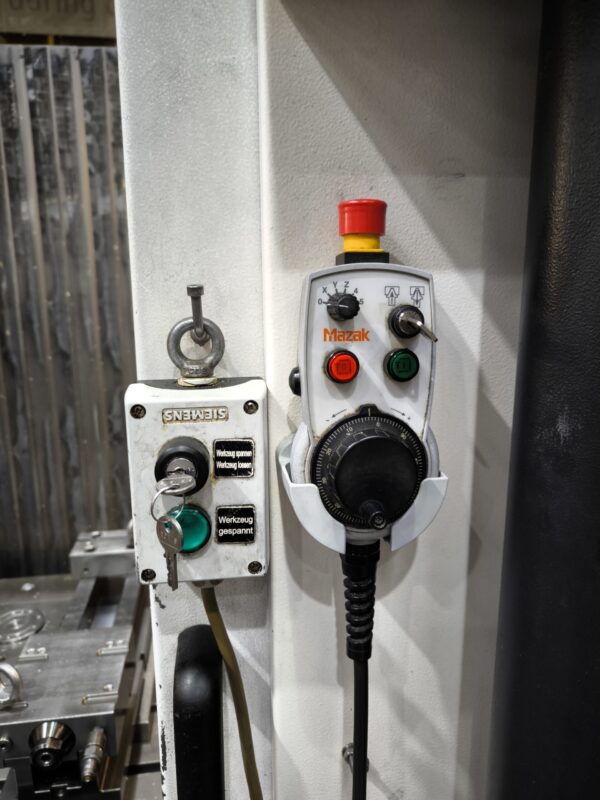 Mazak <br> VTC 300C (Bj. 2011) – Bild 5